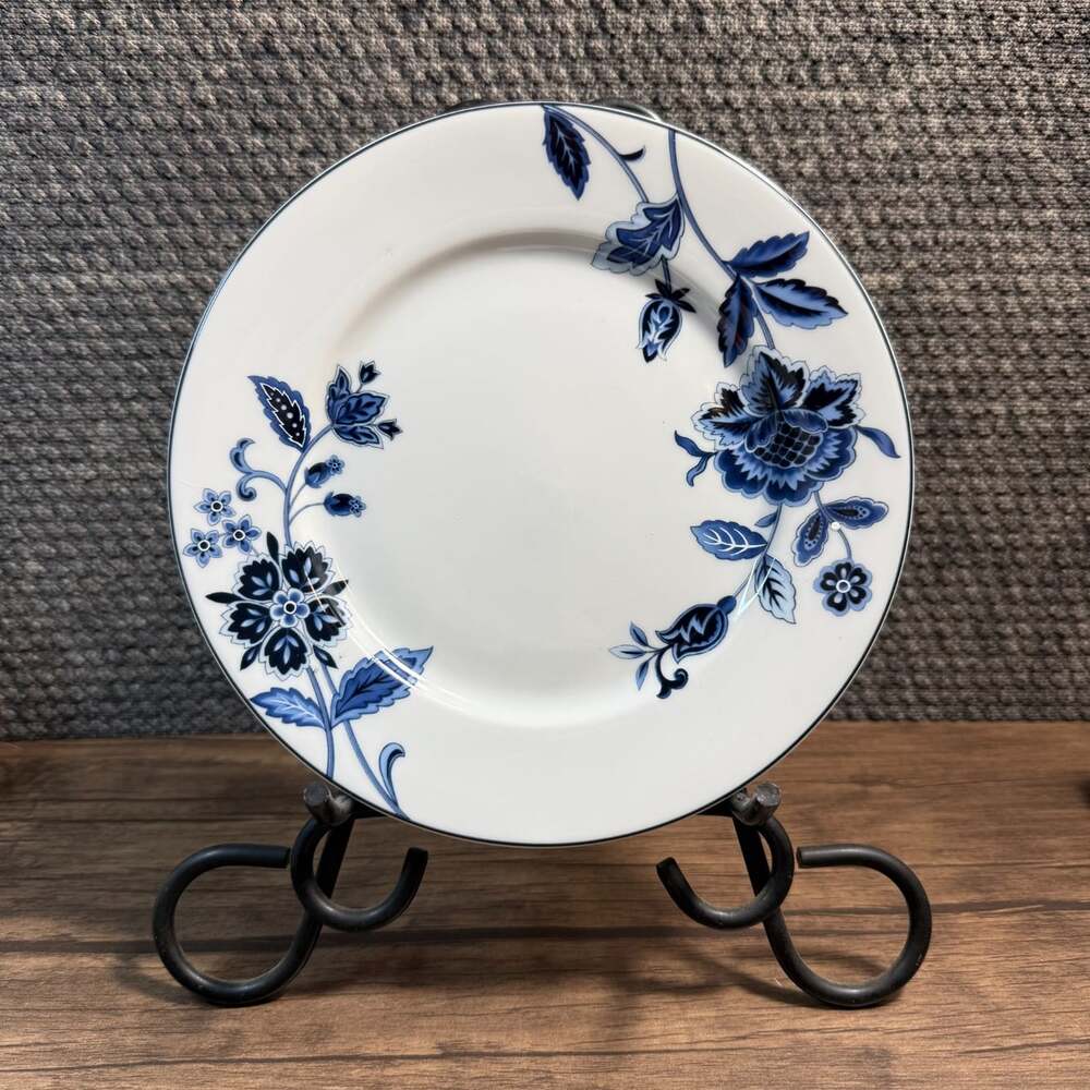 Mikasa Indigo Bloom 8" Salad Plate White with Blue Flowers 2009-2013